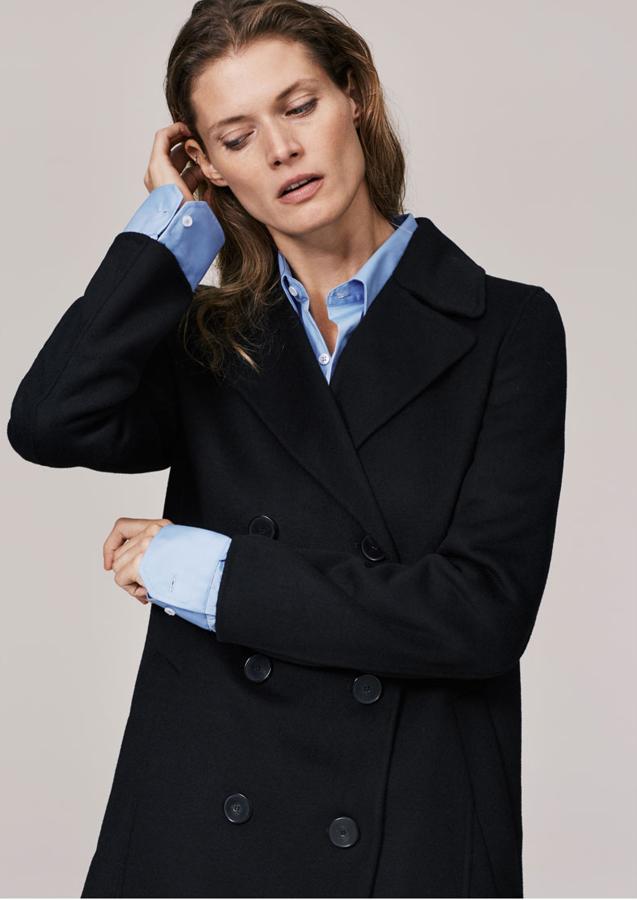 Timeless’ es una colección en la que Zara propone prendas holgadas.