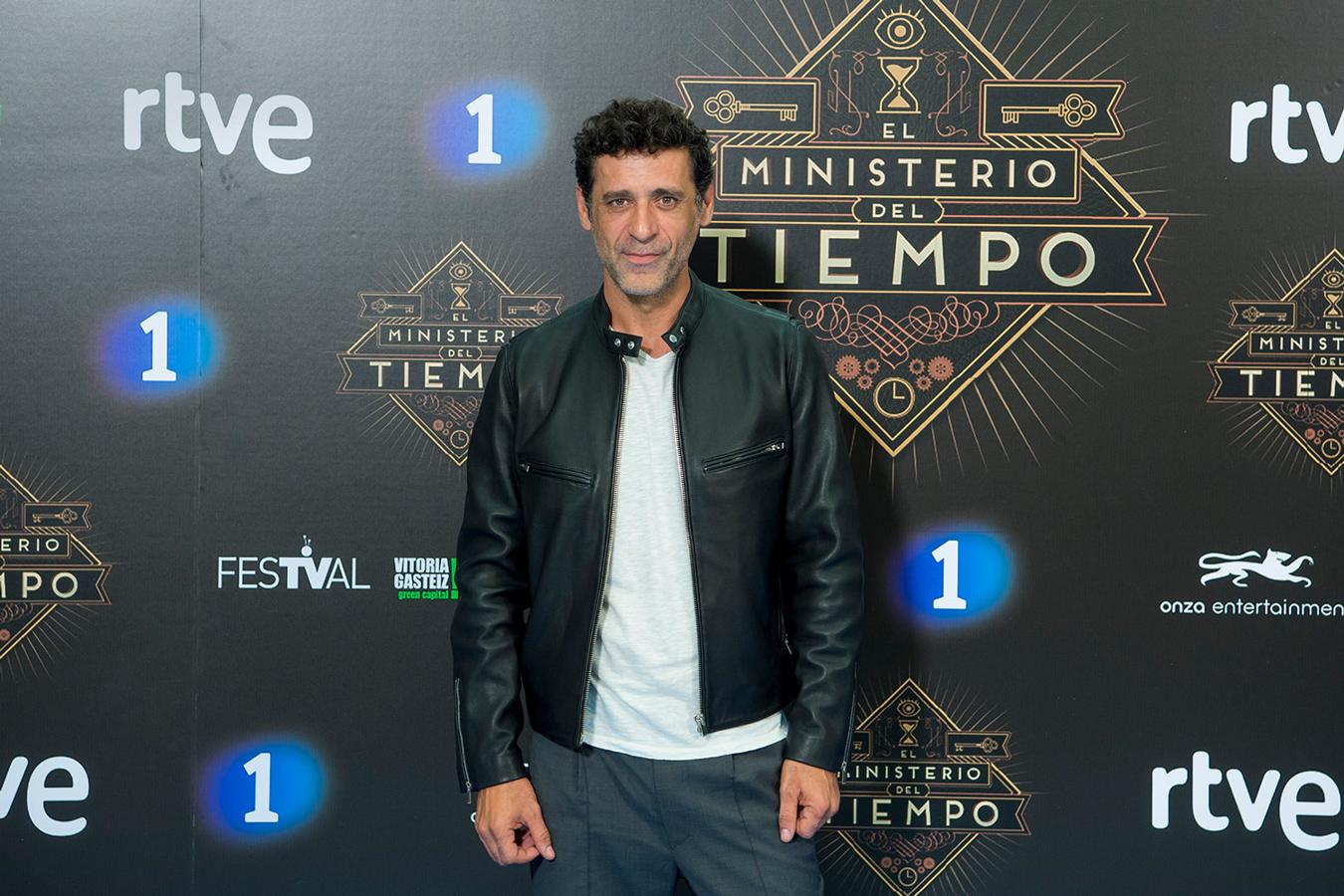 El actor Nacho Fresneda, uno de los protagonistas de la serie, en el photocall del FesTVal de Vitoria.