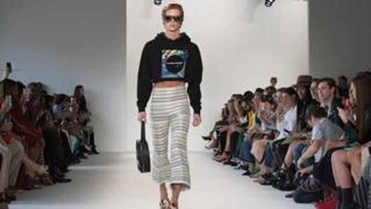 Fotos: El desfile de Christian Siriano: tallas grandes y modelos andróginos