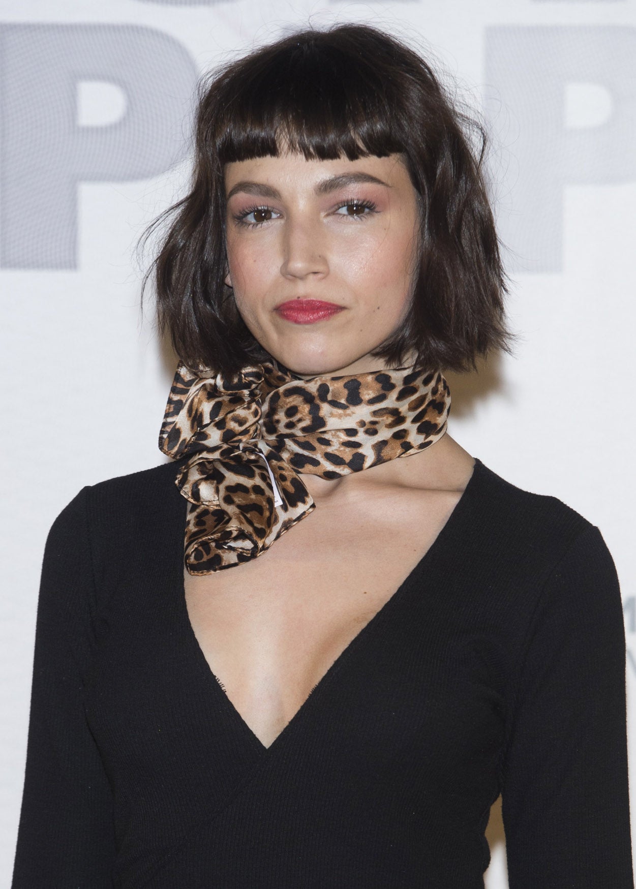 Uno de los flequillos más arriesgados es el que luce la actriz Úrsula Corberó. Corto, recto y con un bob.