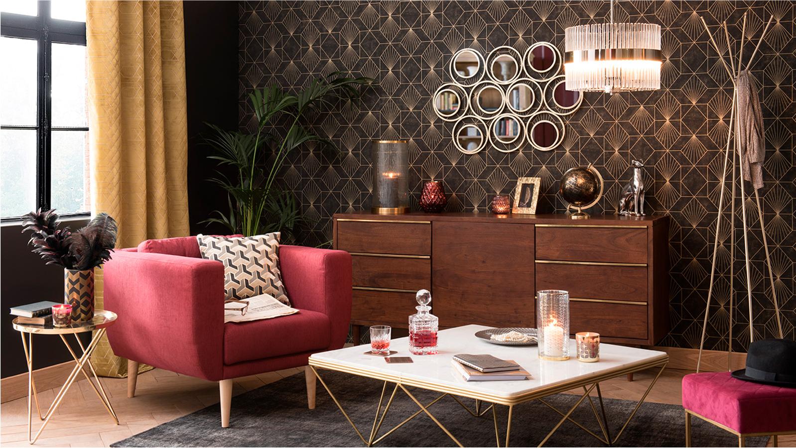 Los '70 vuelven con elementos metalizados que aportan un toque retro de lo más inspirador.