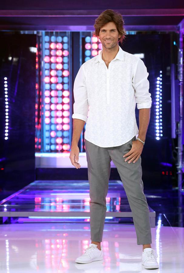 Después de quedar en quinto lugar en la cuarta edición de 'Operación Triunfo', Fran Dieli vuelve a la televisión y lo hace a lo grande en 'Tu Cara me Suena 6'. Fran además ha participado en musicales como ‘Jesucristo Superstar’ o ‘Cyrano de Beryerac', por lo que será un concursante a tener muy en cuenta en esta edición.