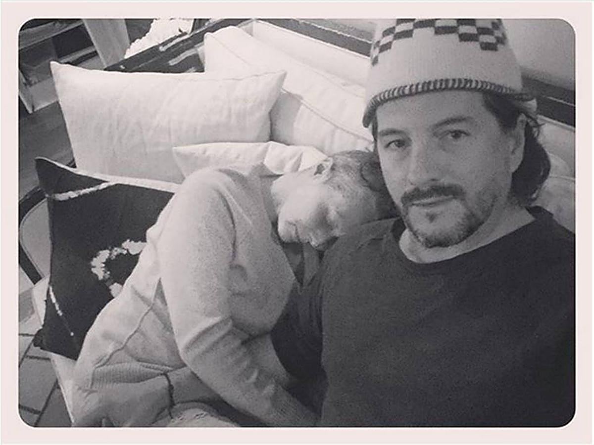 “A veces solo necesitas un hombro en el que apoyarte”.