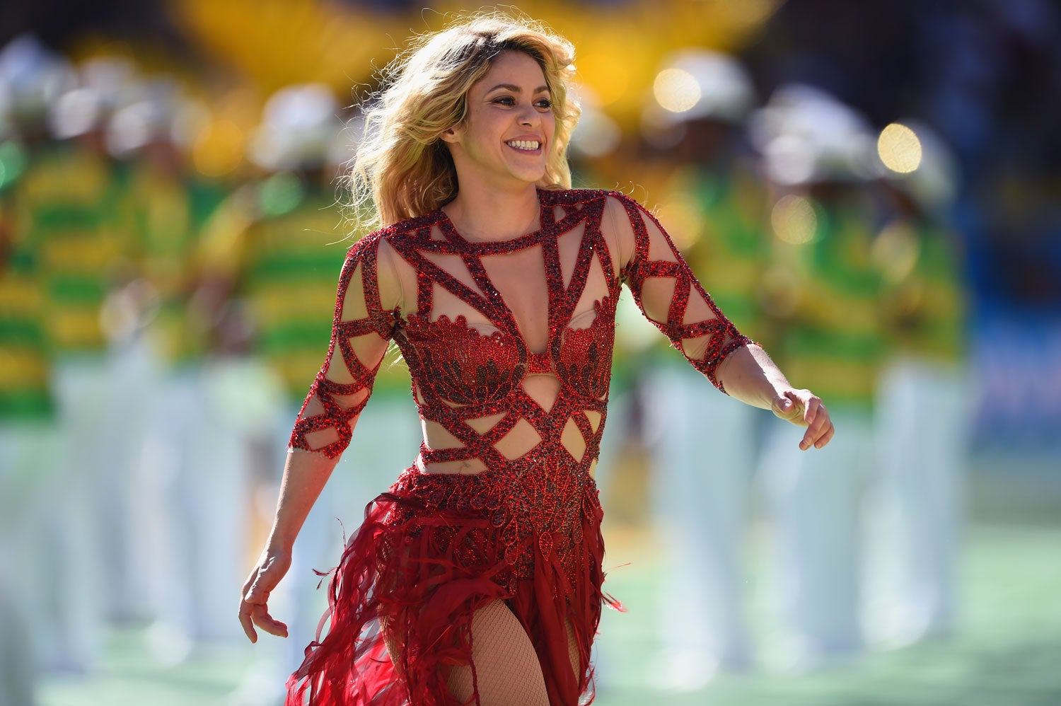 Además de sus cantos y bailes pegadizos, Shakira también se centra en llegar a su público de la manera más cercana posible. Y es que la cantante colombiana ha creado una Fundación: Pies Descalzos, en la que se centra en la lucha contra el analfabetismo y en defender todos los derechos relativos a la educación.
