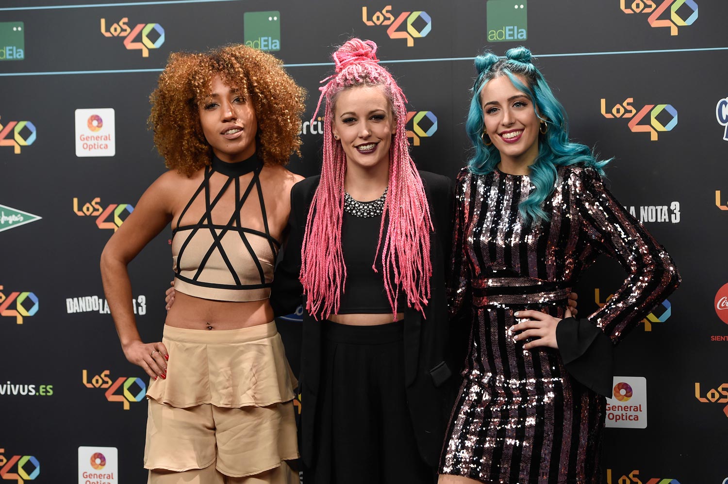 La "girl band" Sweet California.