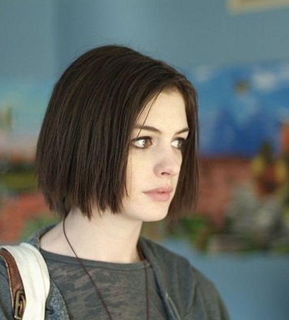 'La boda de Rachel' fue la película que le lanzó a la fama. Obtuvo el papel protagonista en 2008, donde interpretó a Kym Buchman.