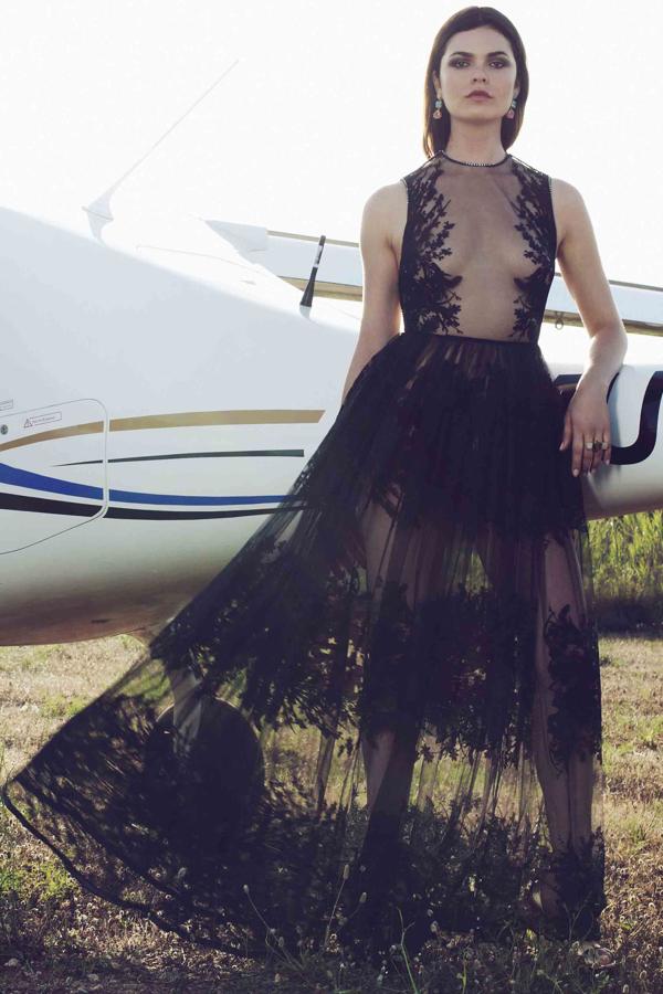 Charo Ruiz vistió a Cristina Pedroche en las campanadas de 2014, y no nos extrañaría ver a la presentadora con un diseño similar a este este año.