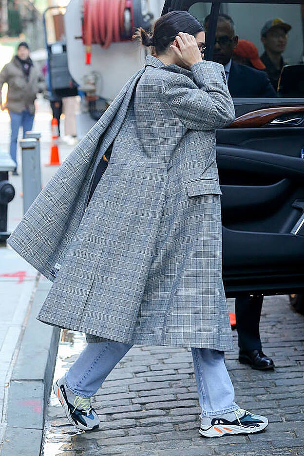 Las zapatillas de Kendall Jenner las ha diseñado su cuñado Kanye West