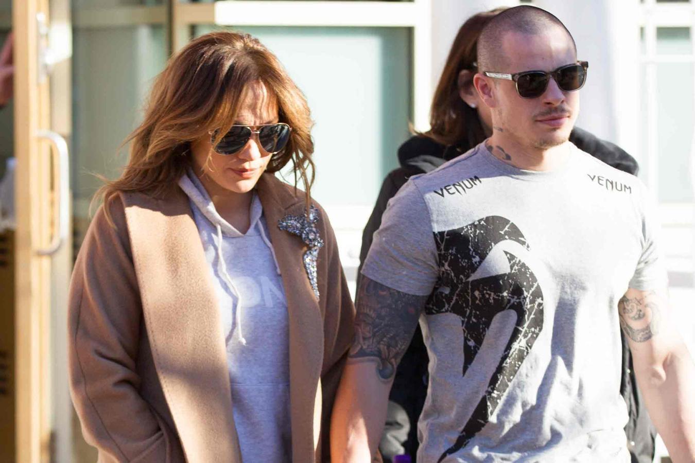 Una presunta infidelidad de él (que ella le pilló en su móvil) provocó que Jennifer Lopez se separara de Casper Smart. Unos meses después se dieron una segunda oportunidad que no llegó a buen puerto.