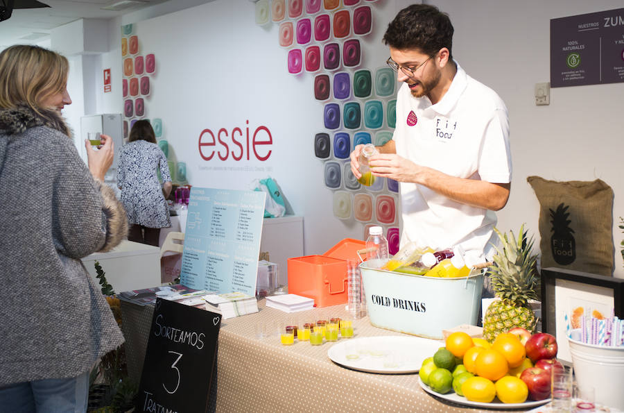 Fit Food presentó sus zumos y smoothies détox, perfectos para perder algunos kilos antes de las navidades.