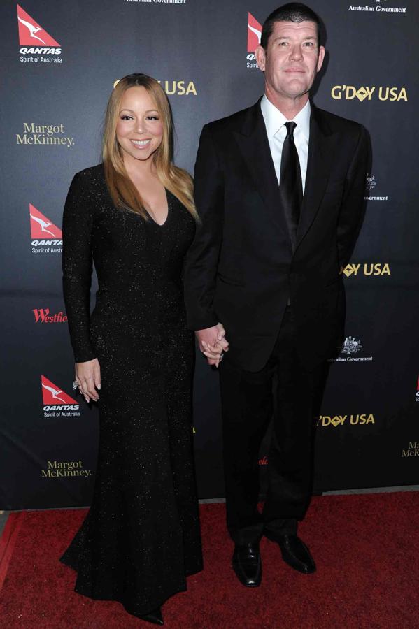 Mariah Carey se sintió tan despechada tras romper su compromiso con James Packer, que incluso grabó un vídeo en el que se la puede ver quemando el vestido de novia con el que iba a convertirse en su esposa.