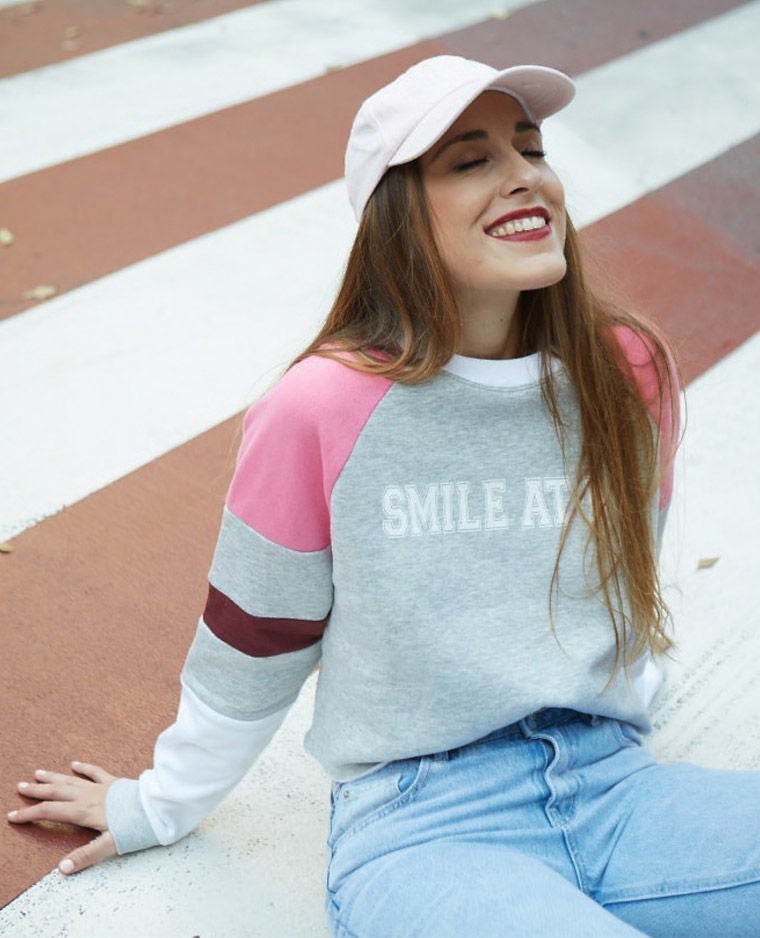 Sudadera corta con mensaje de Pimkie: 25,99 euros.