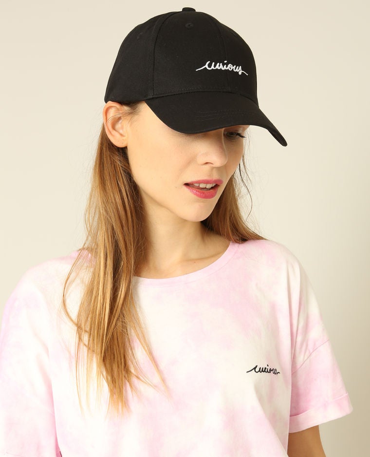 Gorra ‘curious’ de Pimkie: 12,99 euros.