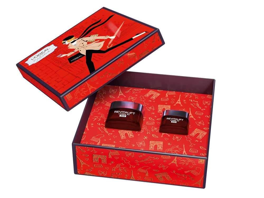 La apuesta de L'Oreal Paris para regalar en Navidad son estos cofres diseñados por el ilustrador Jordi Labanda, con un tratamiento y un dibujo personalizado para las diferentes necesidades de la piel.