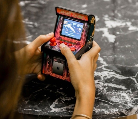 Mini arcade, 200 juegos retor de Natura: 36,90 euros.