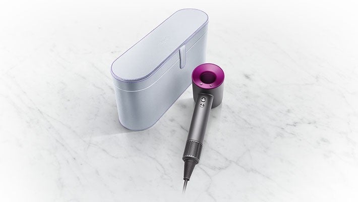 Secador de pelo dyson Supersonic fucsia: 399 euros.