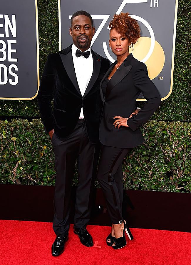 Sterling K. Brown y Ryan Bathe a su llegada a los Globos de Oro 2018.