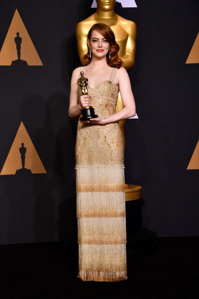 Emma Stone recibió el Oscar a Mejor Actriz en el año 2017 por su brillante actuación en 'Lalaland, la ciudad de las estrellas' que protagonizó junto a Ryan Gosling.