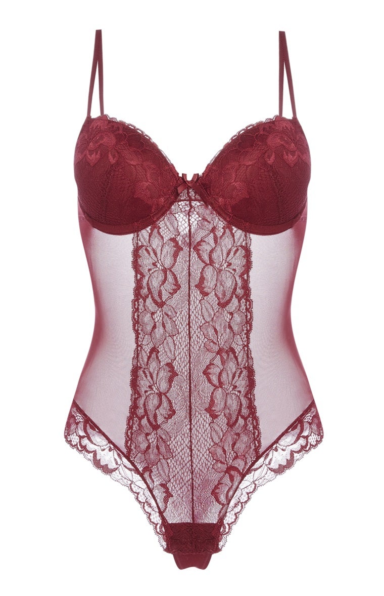 Body de encaje y transparencias de Primark. Precio: 13 euros.