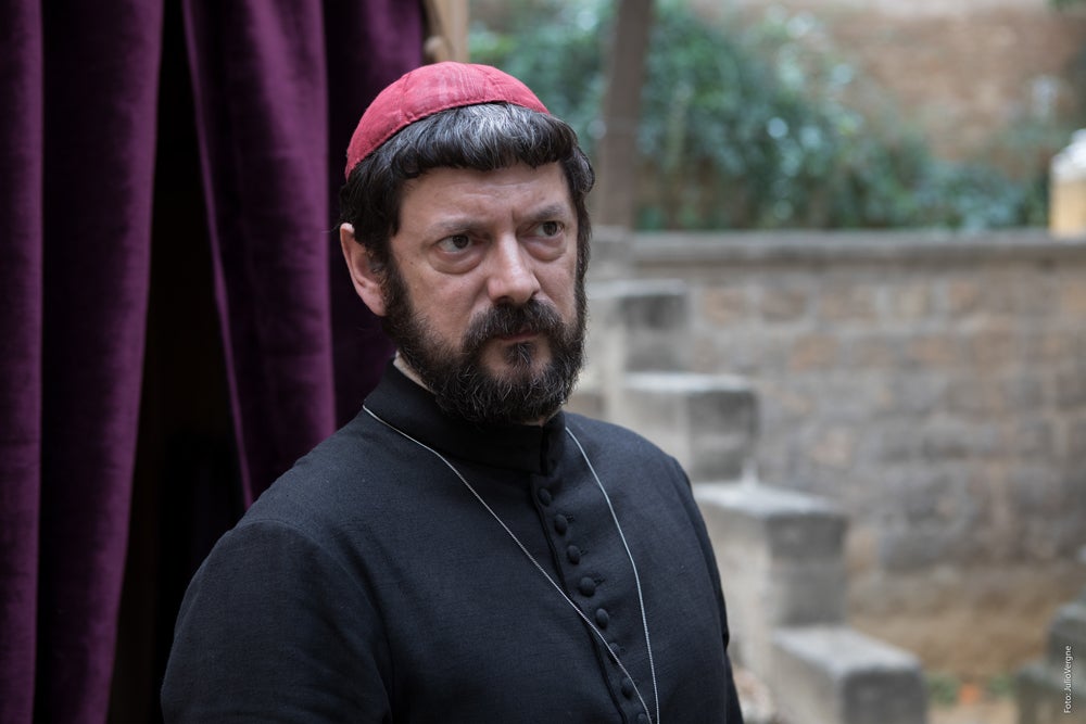 Manolo Solo es Celso de Guevara.