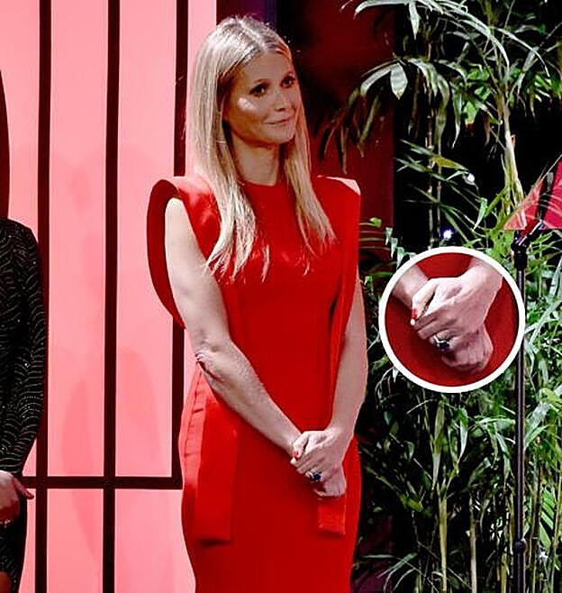 Gwyneth Paltrow lució su anillo en la Gala Anual de Productores.