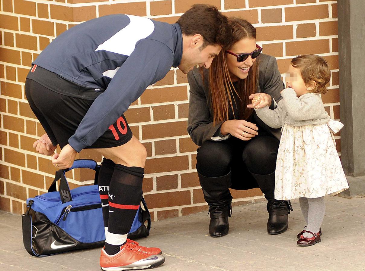 Poco a poco la pareja ha ido disfrutando de los primeros pasos de Daniella, mostrándose siempre como una familia unida.