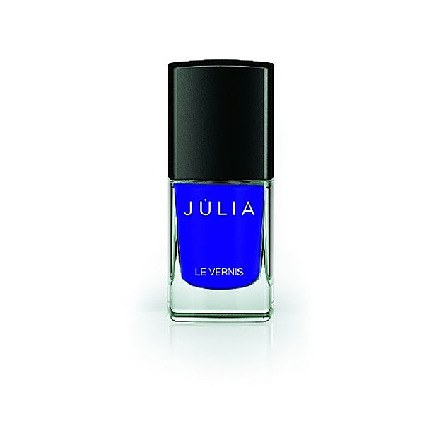 Esmalte de uñas en tono Ocean Blue de la colección Make Up by Júlia Le Vernis (11,07 euros).