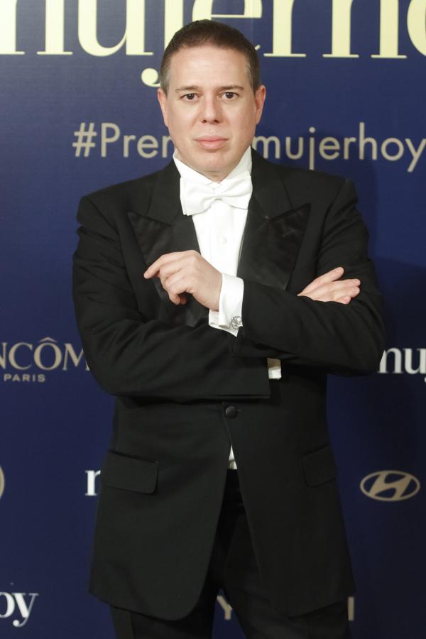 Hannibal Laguna, en la alfombra roja de los Premios Mujerhoy
