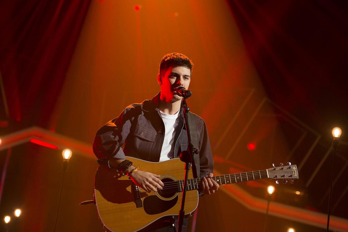 Gala 12: Alfred cantó 'Maldita dulzura' de Vetusta Morla.