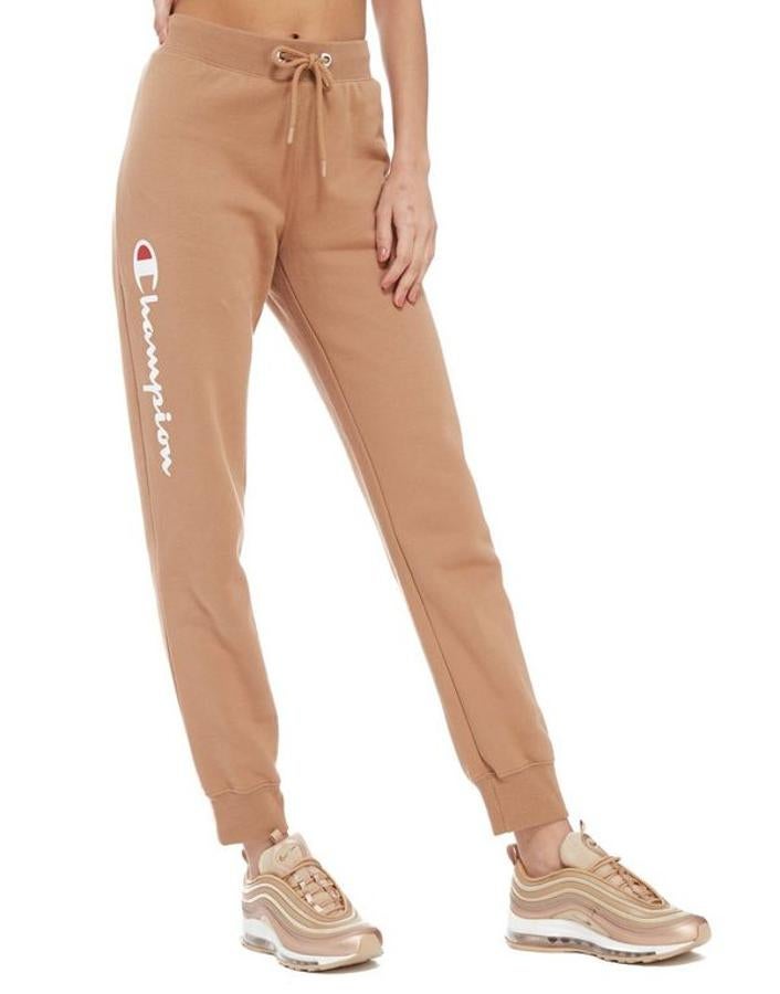 Pantalón de chándal de Champion. Precio: 52 euros.
