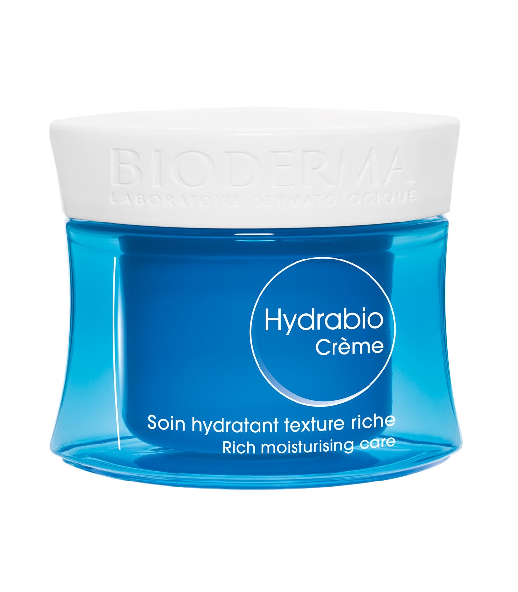 Hydrabio de Bioderma. Crema hidratante de textura cremosa, ideal para pieles seca. Hidrata en profundidad, nutre e ilumina la piel. Además, ayuda a fijar la base de maquillaje. (19,95€)
