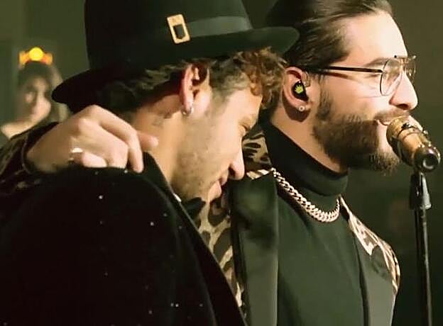 Neymar emocionado con el 'Cumpleaños Feliz' de Maluma en su cumpleaños.