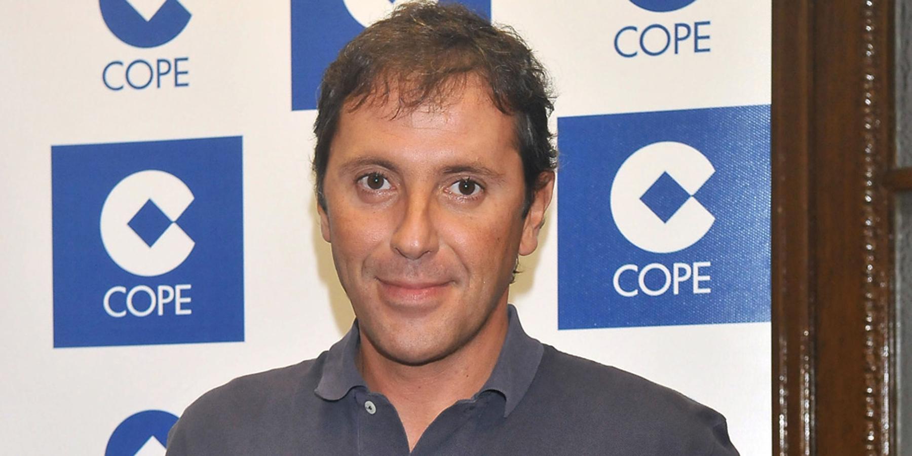 Paco González reconoció haber recurrido al implante de pelo.