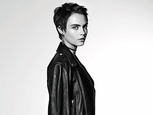 Cara Delevingne es imagen del suero Capture Youth Glow-Booster de Dior