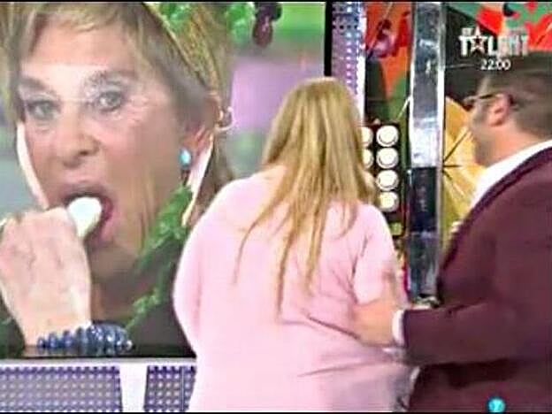 El momento de la "felación" de Chelo García Cortés.