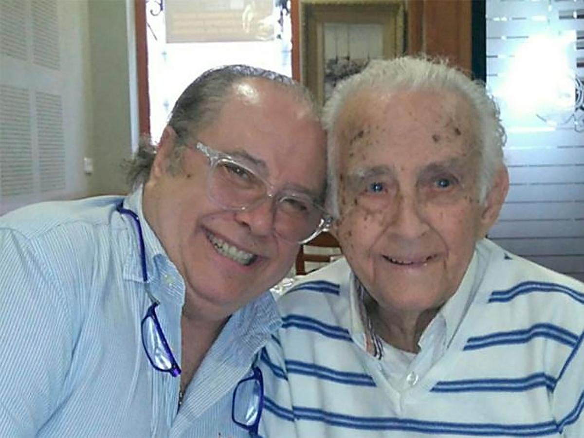 El 16 de febrero de 2018, moría a los 100 años Paco Arévalo padre. Era su hijo quien daba la noticia en las redes sociales.