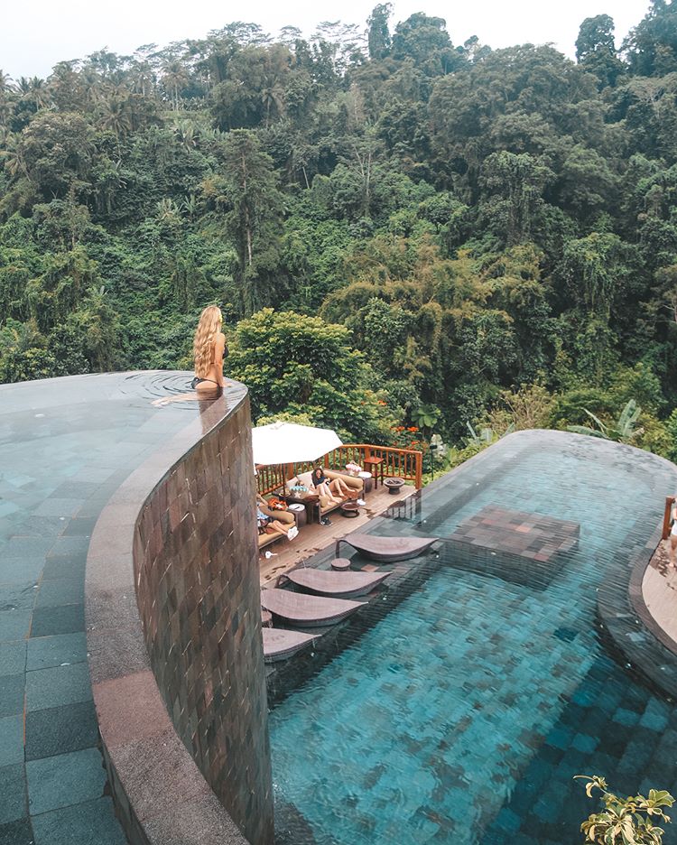 Haging Gardens of Bali: 59.000 seguidores en Instagram. 44 villas en medio de la selva de Bali en Indonesia. Una visita obligada para los más aventureros. Foto: @pilotmadeleinepresets