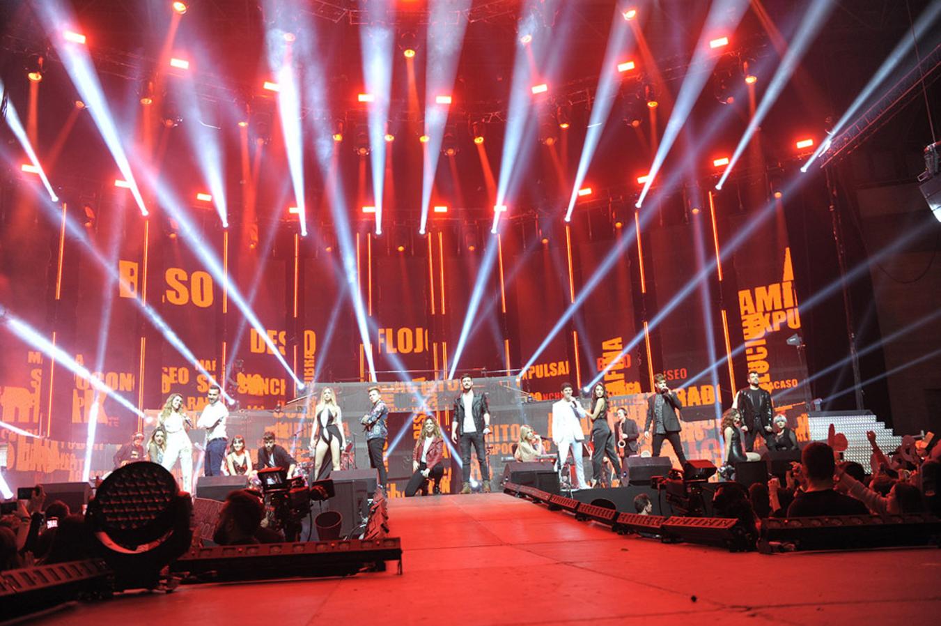 Los números grupales también forman parte de la gira OT.