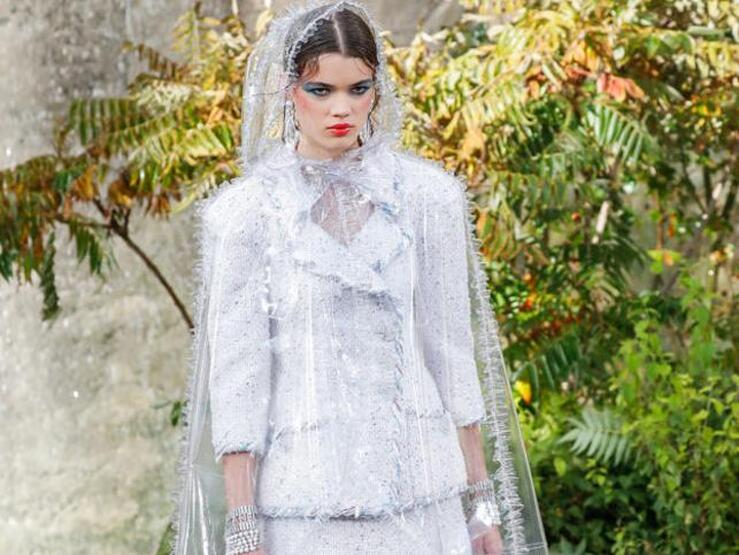 Fotos: Chubasqueros transparentes para poner estilo a los días de lluvia