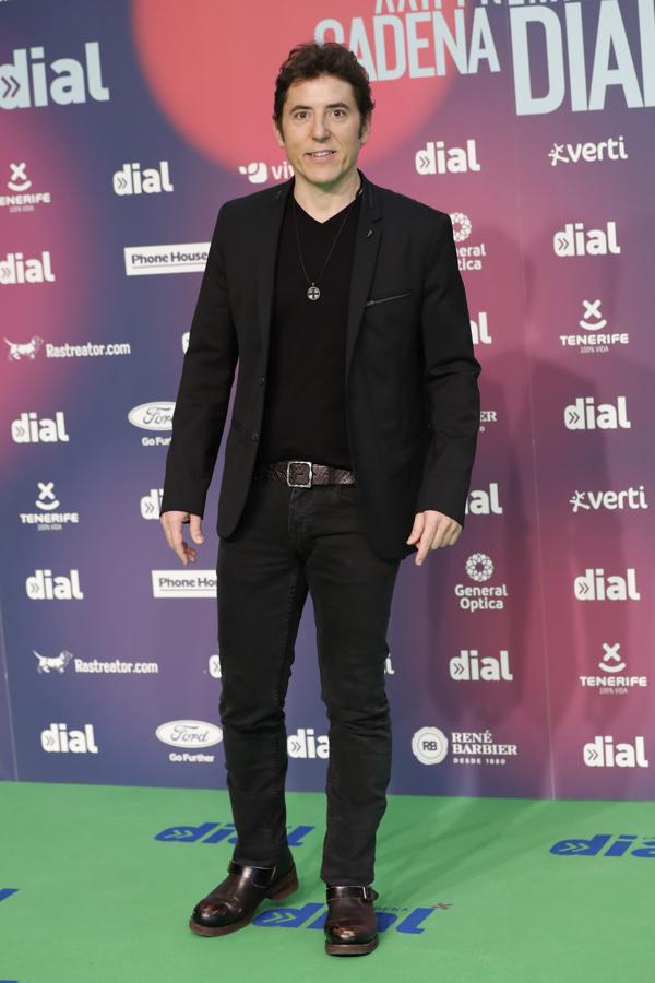 Manel Fuentes, con un look 'total black'