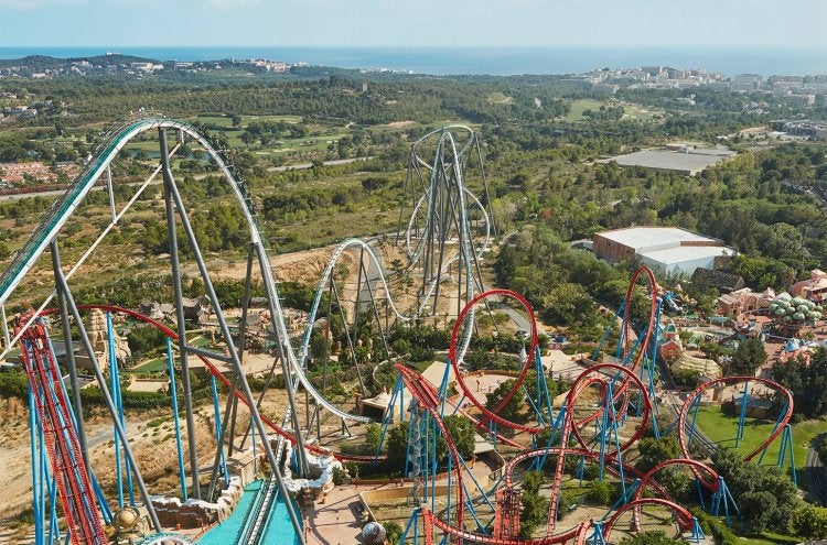 Buscounchollo.com  ofrece un planazo para Semana Santa: cuatro días y tres noches en el Hotel Gaudí situado en Reus (Tarragona) por 145 euros. El precio incluye la entrada a PortAventura y a Ferrari Land. Un viaje con mucha adrenalina.