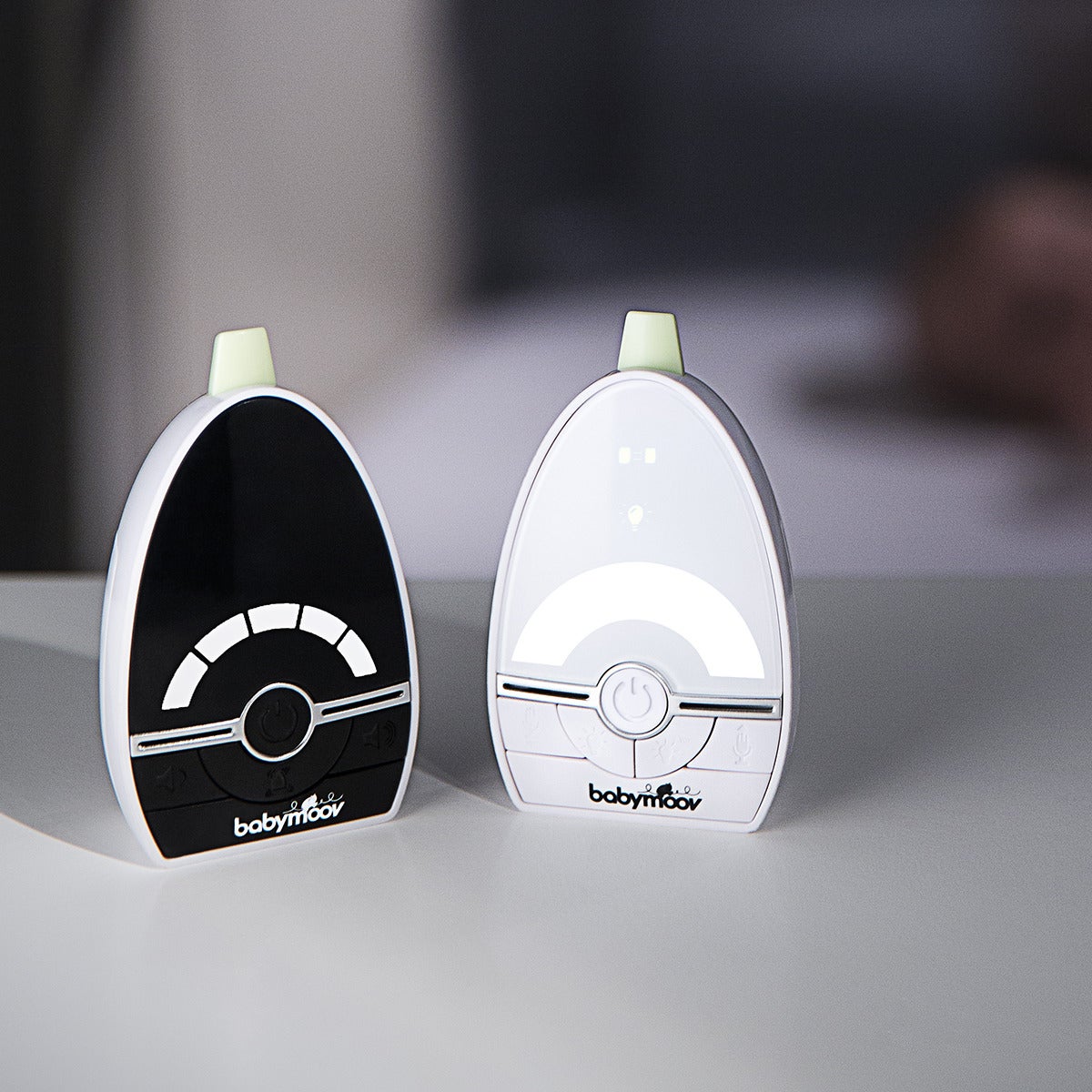 Si la mamá primeriza aún no se ha hecho con unos walkies para comunciarse con su bebé, es un buen regalo (y necesario) para el Día de la Madre. Estos son de Babymoov y puedes encontrarlos en El Corte Inglés por 119,99 euros.