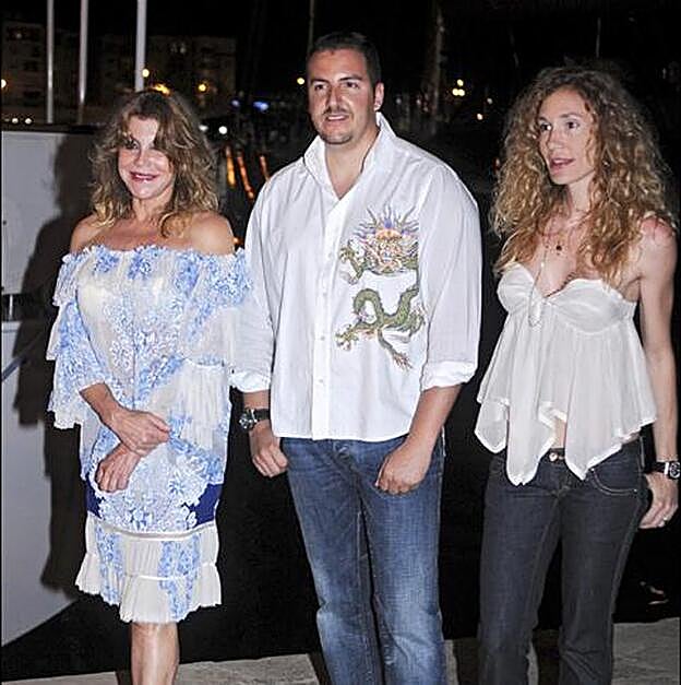 Tita Cervera no acudió a la boda de su hijo con Blanca Cuesta.