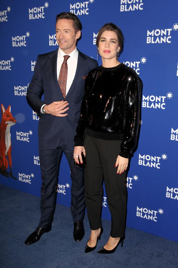 Una semana antes de confirmarse su segundo embarazo, vimos a Carlota Casiraghi con un look mucho más amplio de lo que acostumbra en un evento de Montblanc en Nueva York.