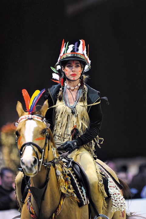 Carlota Casiraghi disfrazada en una competición de hípica en 2012.
