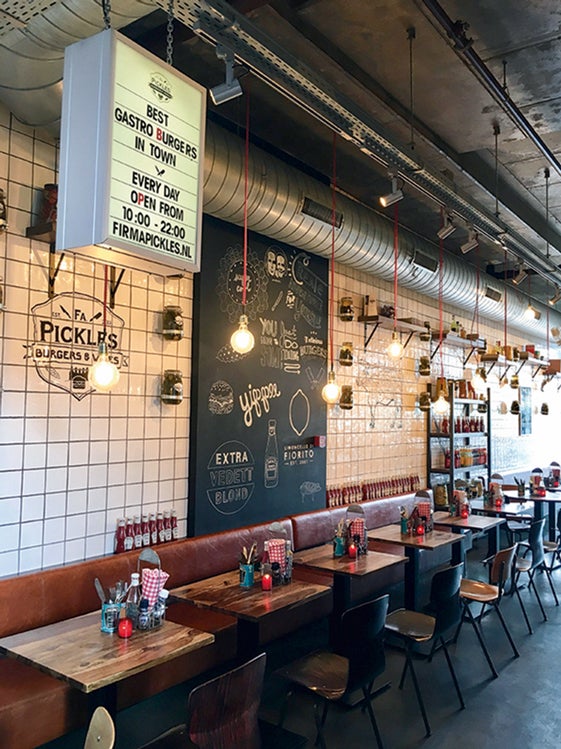 Restaurante en el Markthal.