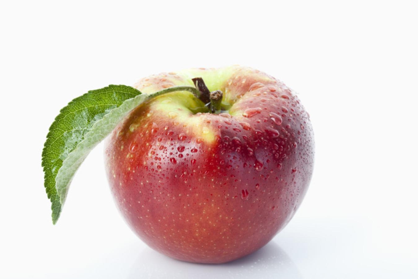 Manzana: La manzana te ayuda como antioxidante, pero, ¿sabías que también favorece la sensación de bienestar mental?