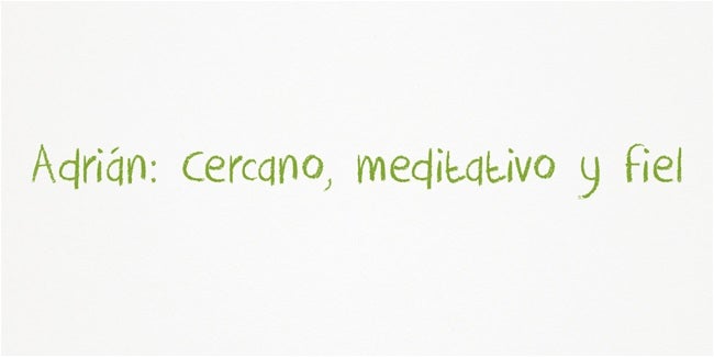 Adrián: Cercano, meditativo y fiel. Adrián, ‘aquel que tiene el mar cerca’, es un nombre de origen latino que se relaciona con el mas Adriático. Por ello se considera una persona pacífica, calmado y sereno.