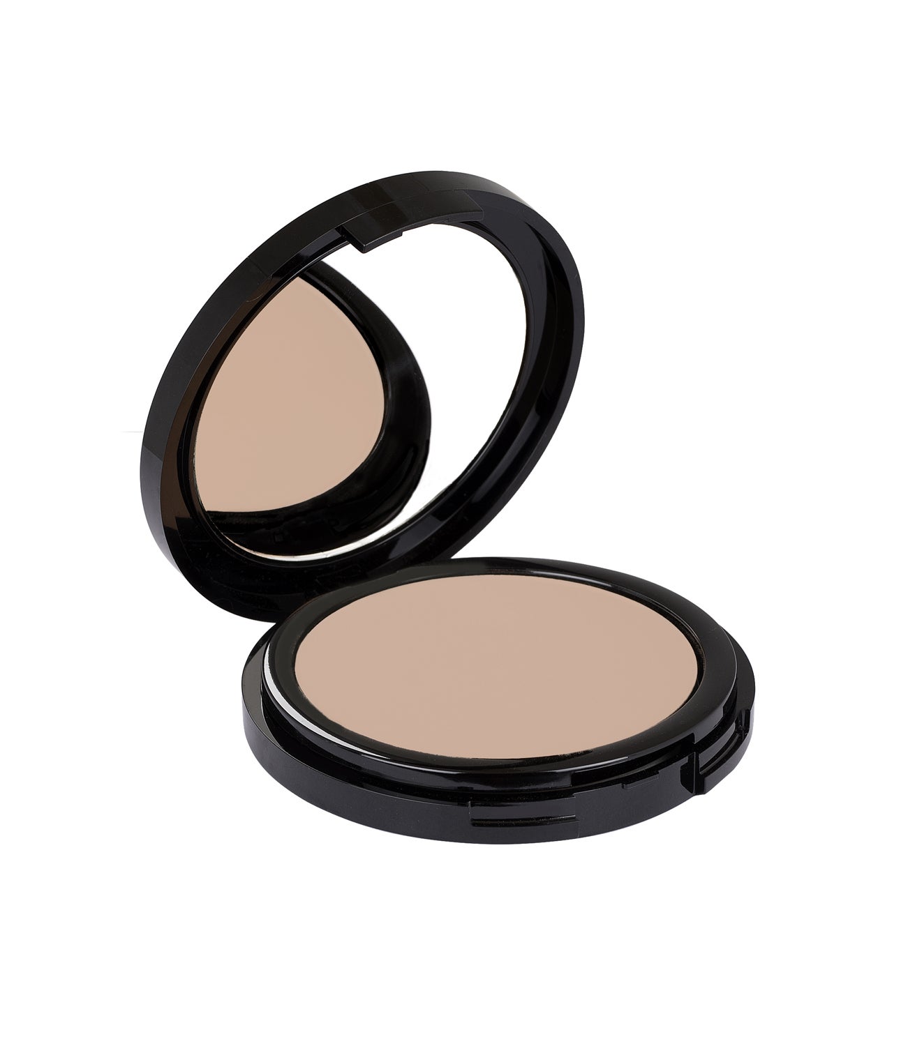 Diseñada para nutrir la piel, perfeccionándola con un acabado mate natural y duradero. En cuatro tonos diferentes, la fórmula se funde con su complexión, la película ultrafina oculta irregularidades. Con SPF 30, la crema BB también protege de los dañinos rayos del sol. (19,99€)