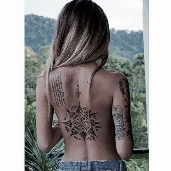 Inspiración para tus tatuajes en la espalda.